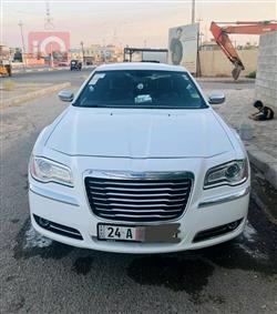 کرایسلەر 300